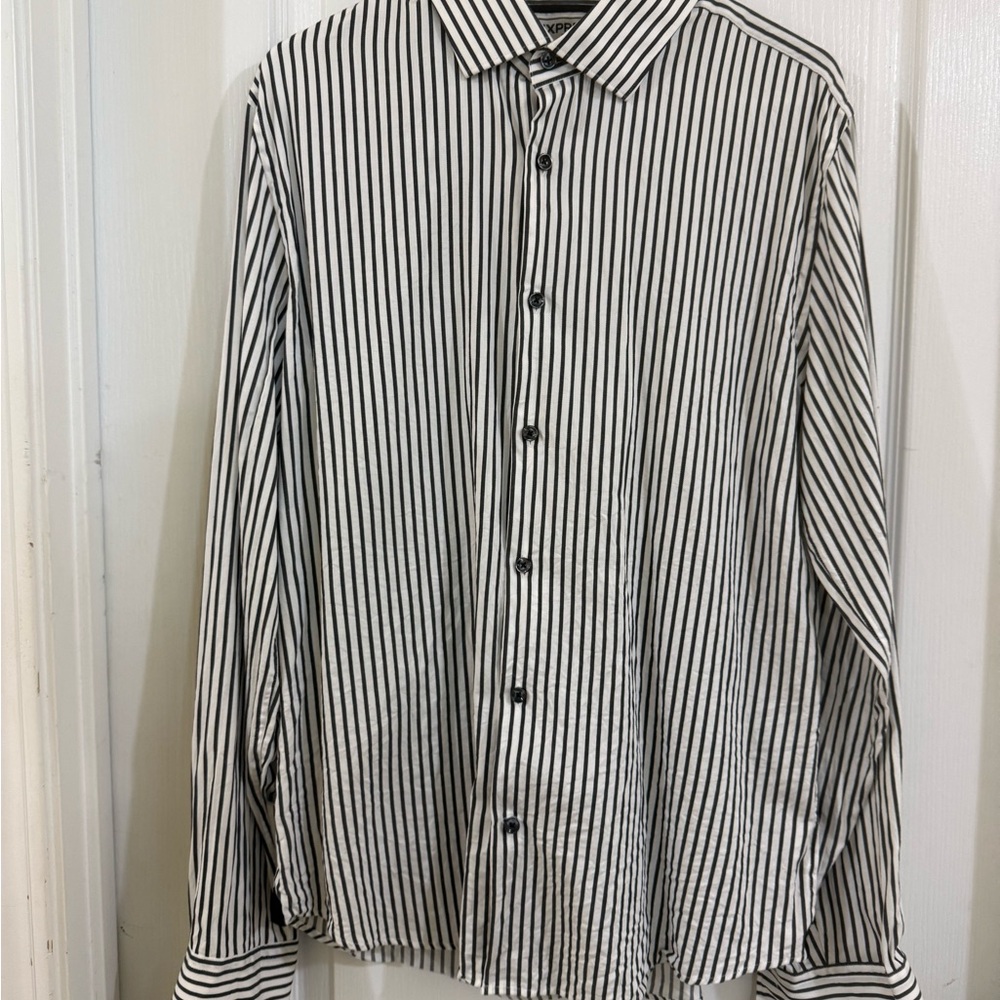 Men’s fitted Express long sleeve, button up dress shirt, size L